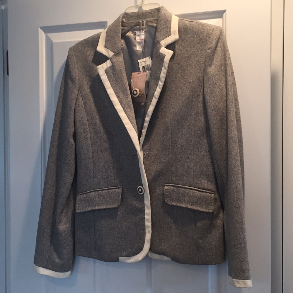 Aqua blazer, grey w/ ivory piping